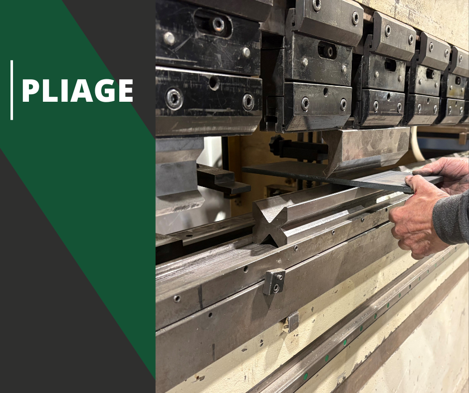 Pliage CNC métal et tube en Beauce réalisé en atelier industriel